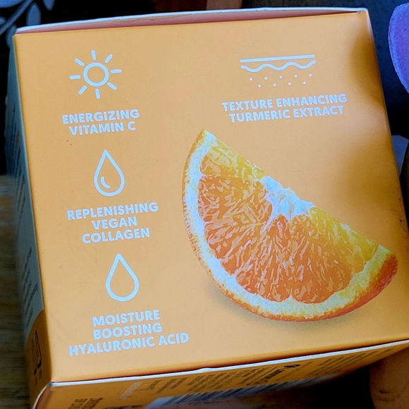 By Nature Brightening Night Cream - Picture 10 of 16
